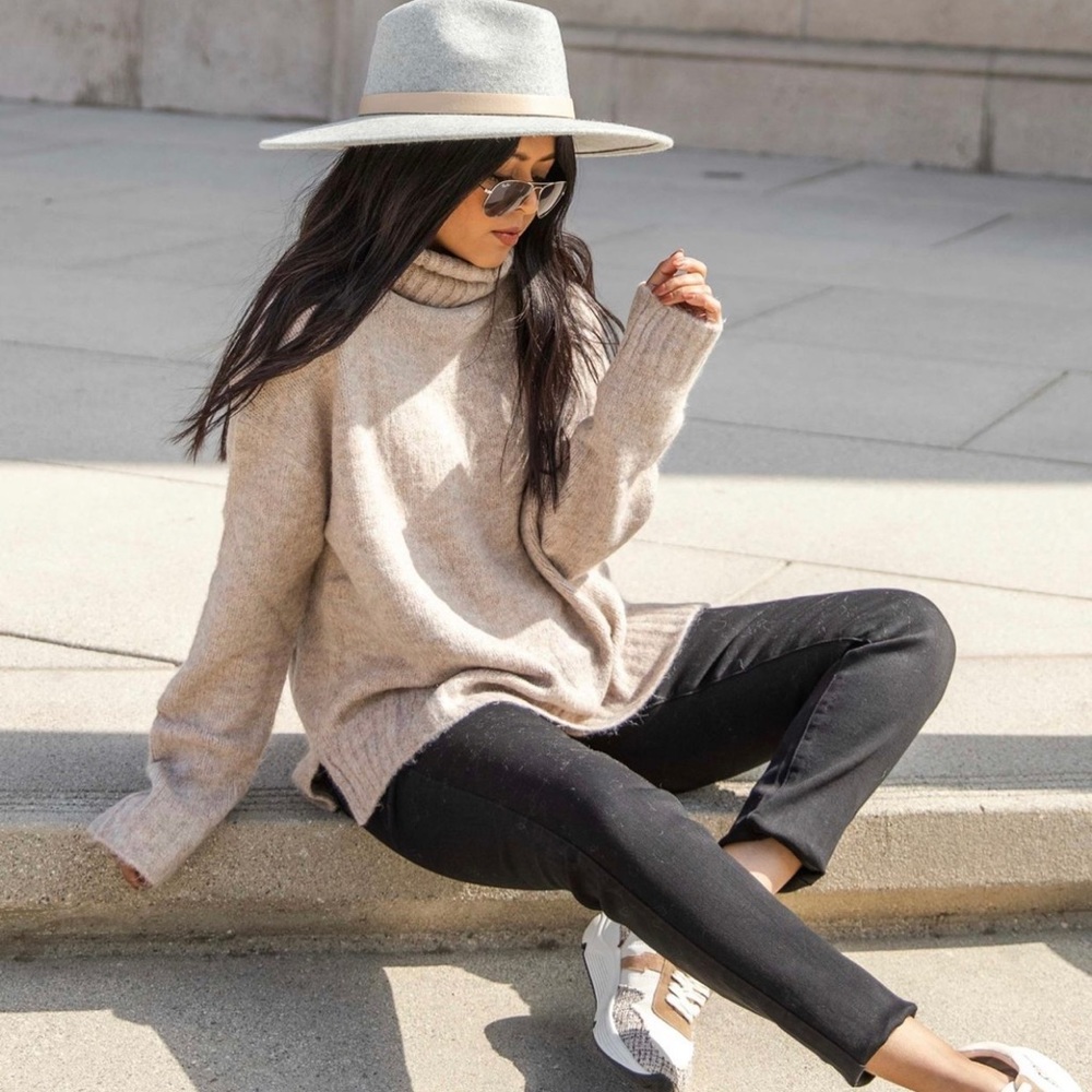Tan Vici turtle neck sweater